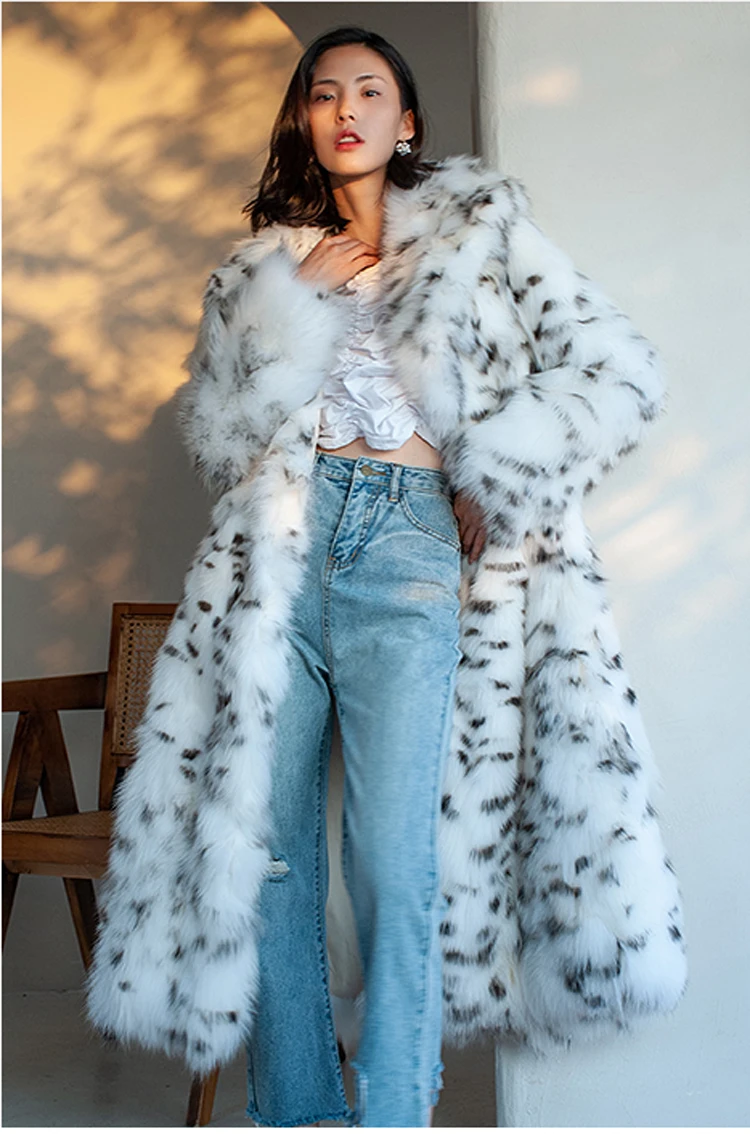 Fake fur coat imitation fox fur coat black spot