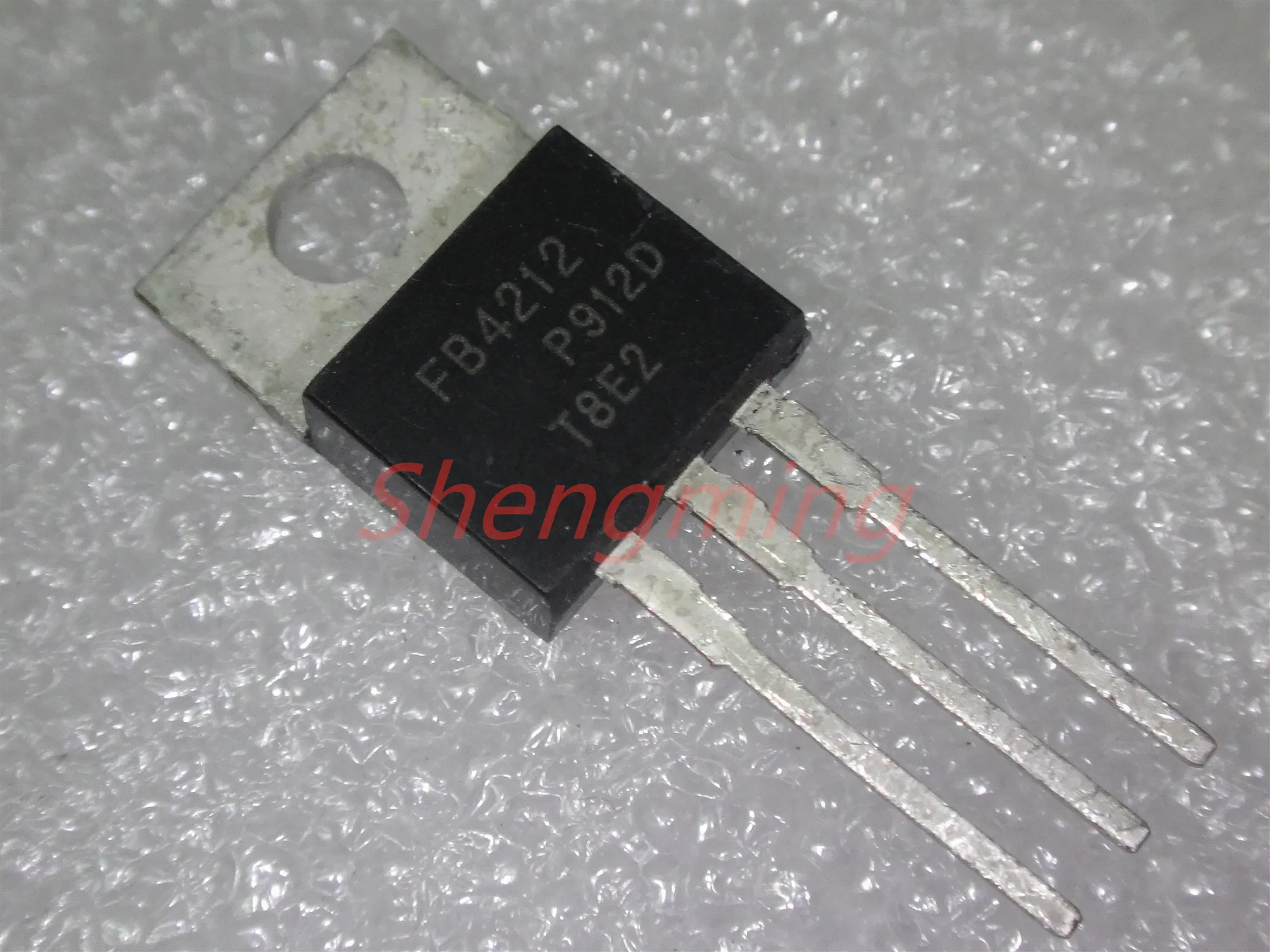 10 шт. IRFB4212 FB4212 TO-220