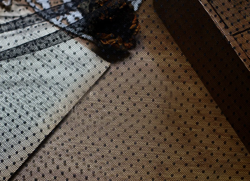 B (1)