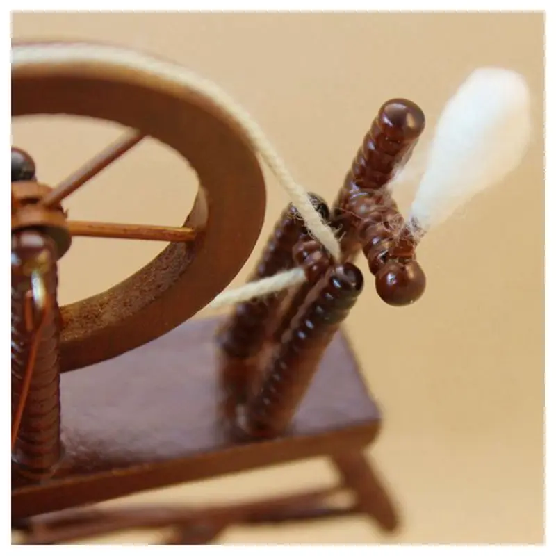 1:12 весы Кукольный дом миниатюрная ручная наматывающая машина деревянная прялка коричневый