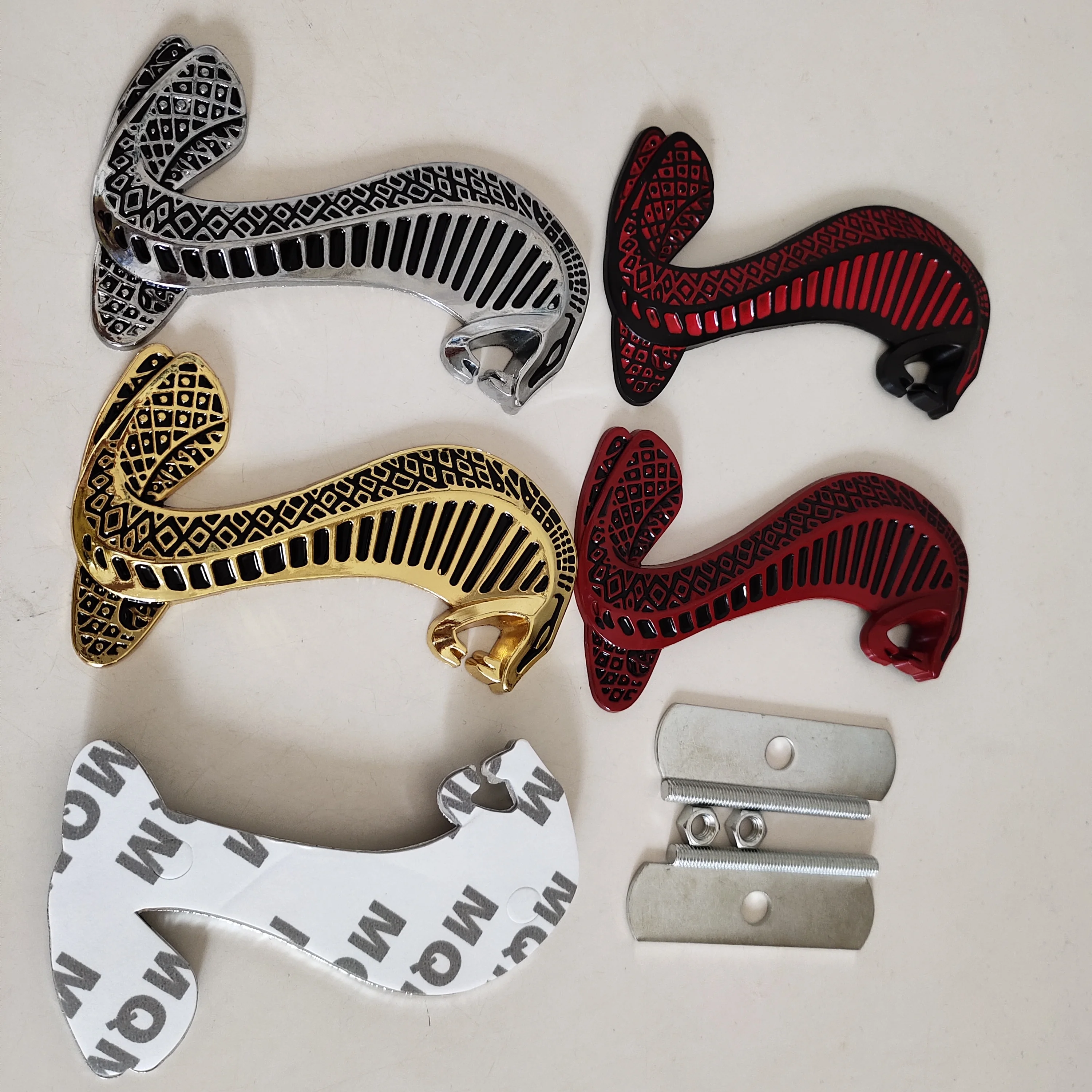 

1pcs Metal Mustang Snake Cobra car front grille emblem Side Fender Rear Trunk sticker grill Badge for Mustang Shelby GT