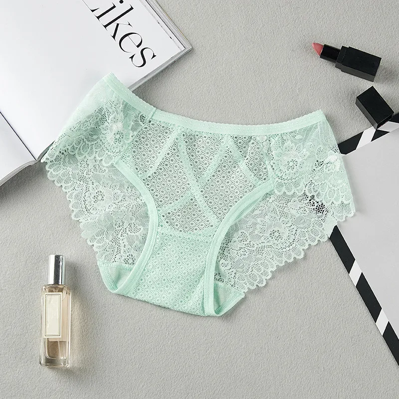 7372543037_1820944011