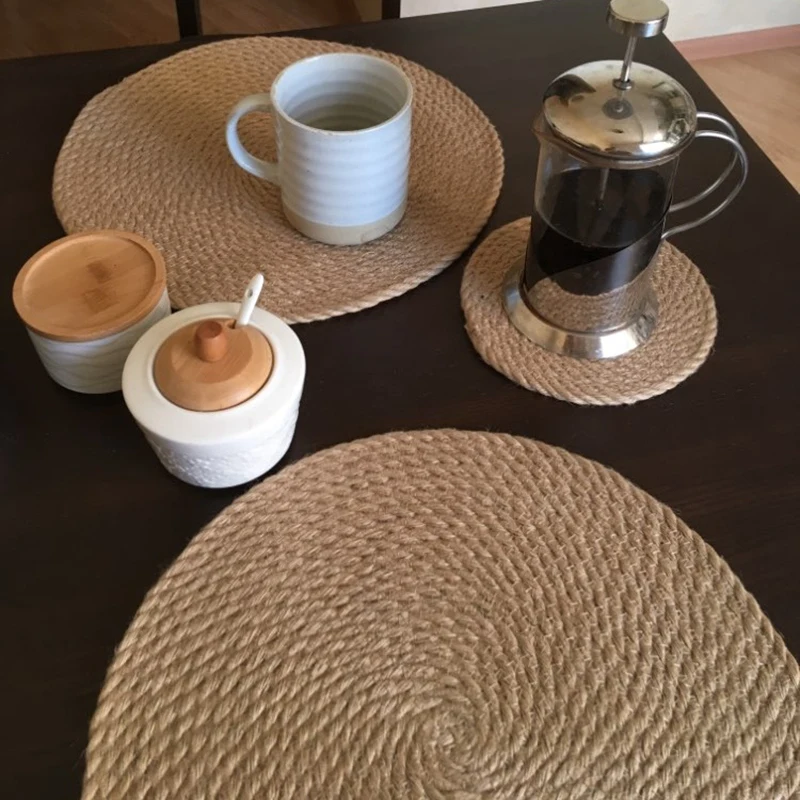 Botique-4Pcs льняной соломенный плетеный коврик для обеденного стола, теплоизоляционные подставки, подставка для кофейных напитков, чайных чашек, круглые подставки
