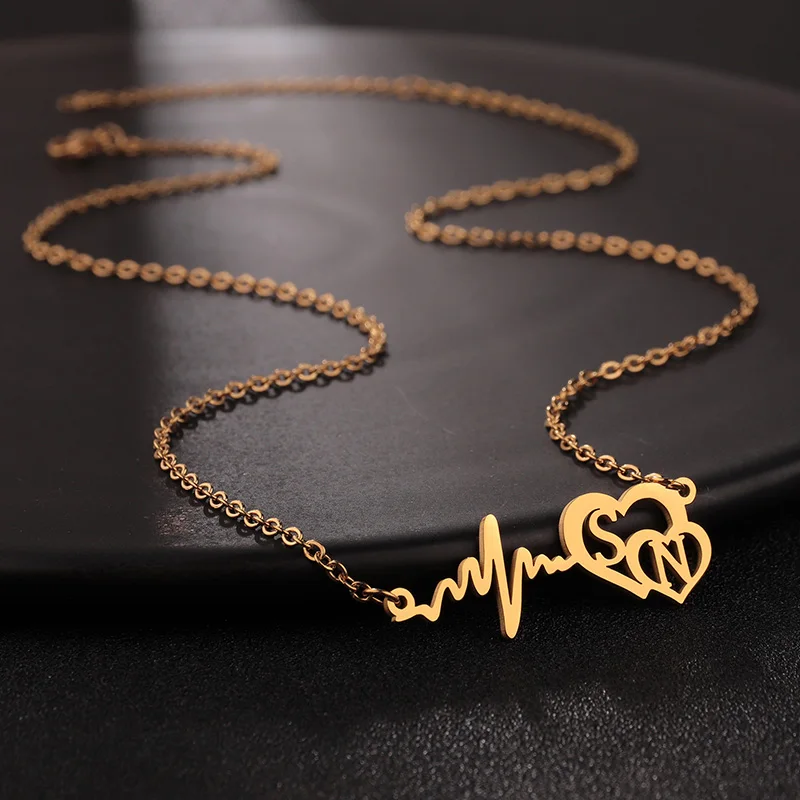 Nextvance Kalung Pasangan dengan Nama 