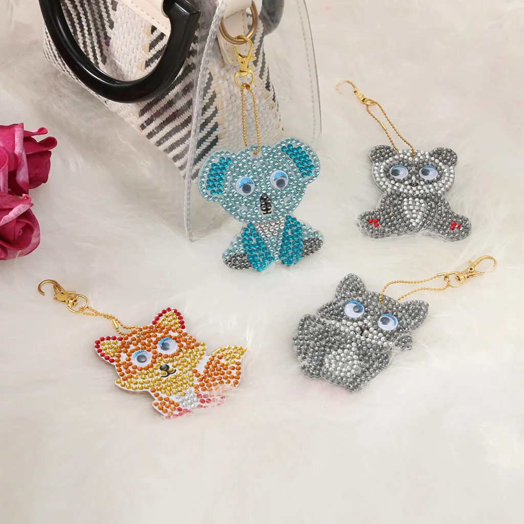 

DIY Special Shape Full Diamond Diamond Pattern Key Ring Set Diamond Embroidery