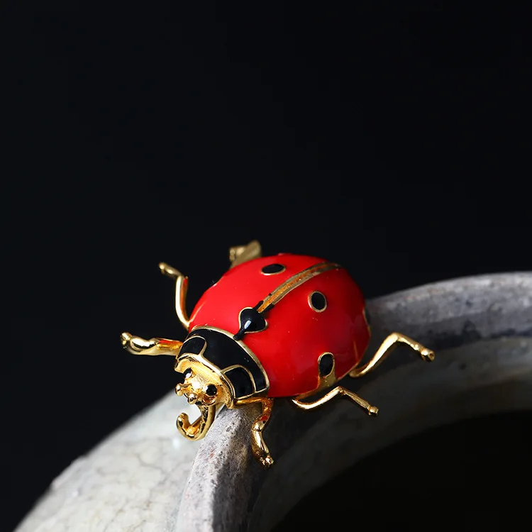 

925 Sterling Silver Luxury Brooches for Women Ladybird Red Enamel Gold Color Cute Broches Fashion Suit Jewelry Gifts for Girls