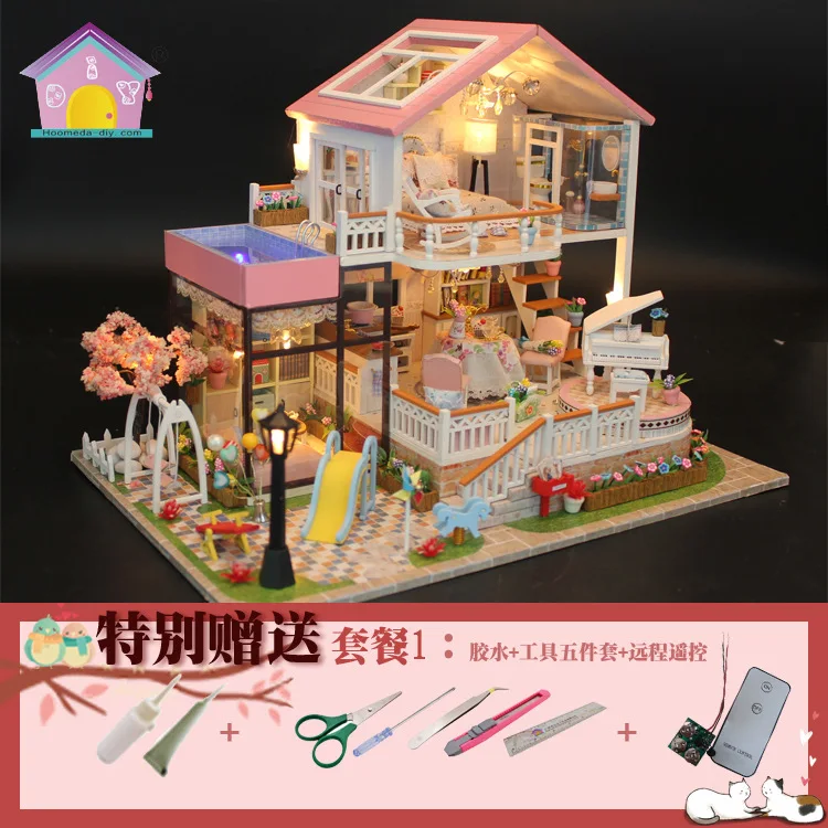 nice doll house