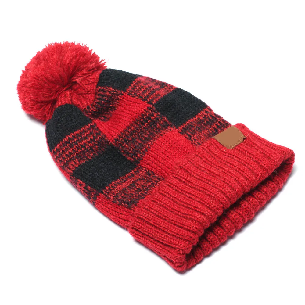 Вязанная шапочка зимняя шапка модная теплая для взрослых с биркой