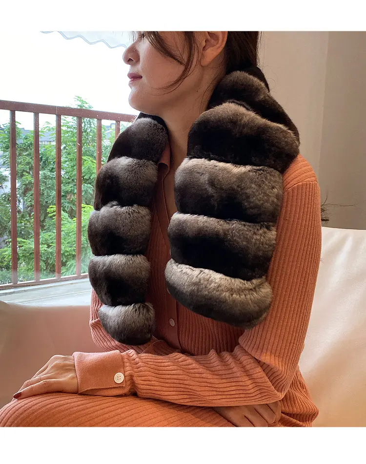 Chinchilla Scarf