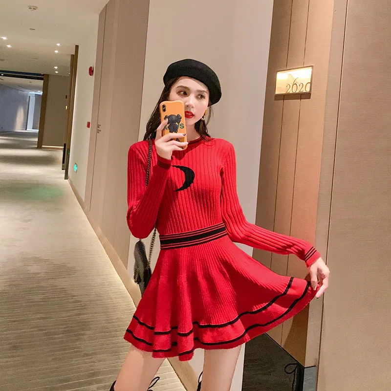 Xiaoxiangfeng вязаное платье женские осенние платья новые корейские женские платья с длинными рукавами А-образные 2385 - Цвет: Красный