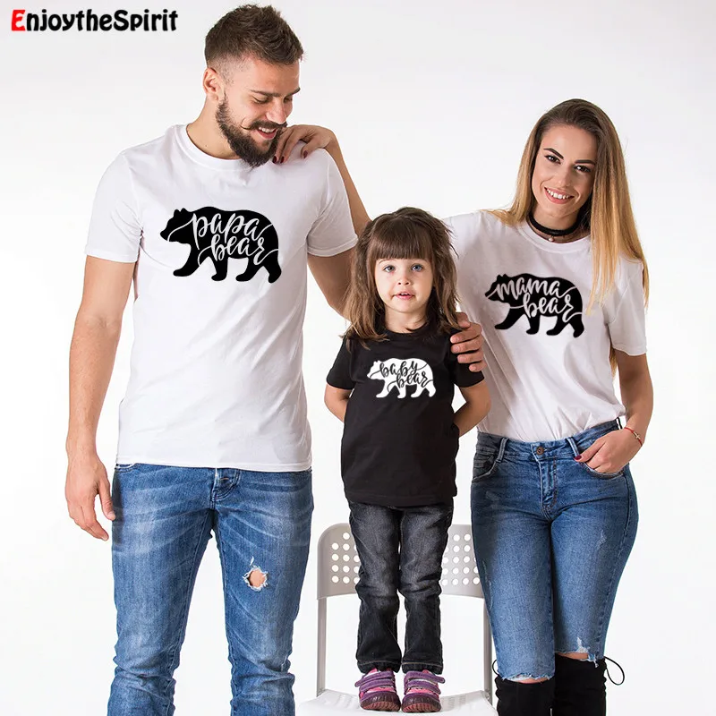 

Papa Bear Prints T Shirt Mother and Kids Short Sleeve Summer Tops Tees Streetwear Family Matching Clothes Plus Size Tshirt Women