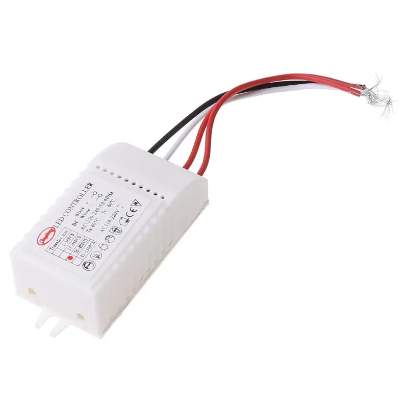 Transformateur LED Electronique Driver Lampe Entrée AC 220-240V Sortie 12V AC 