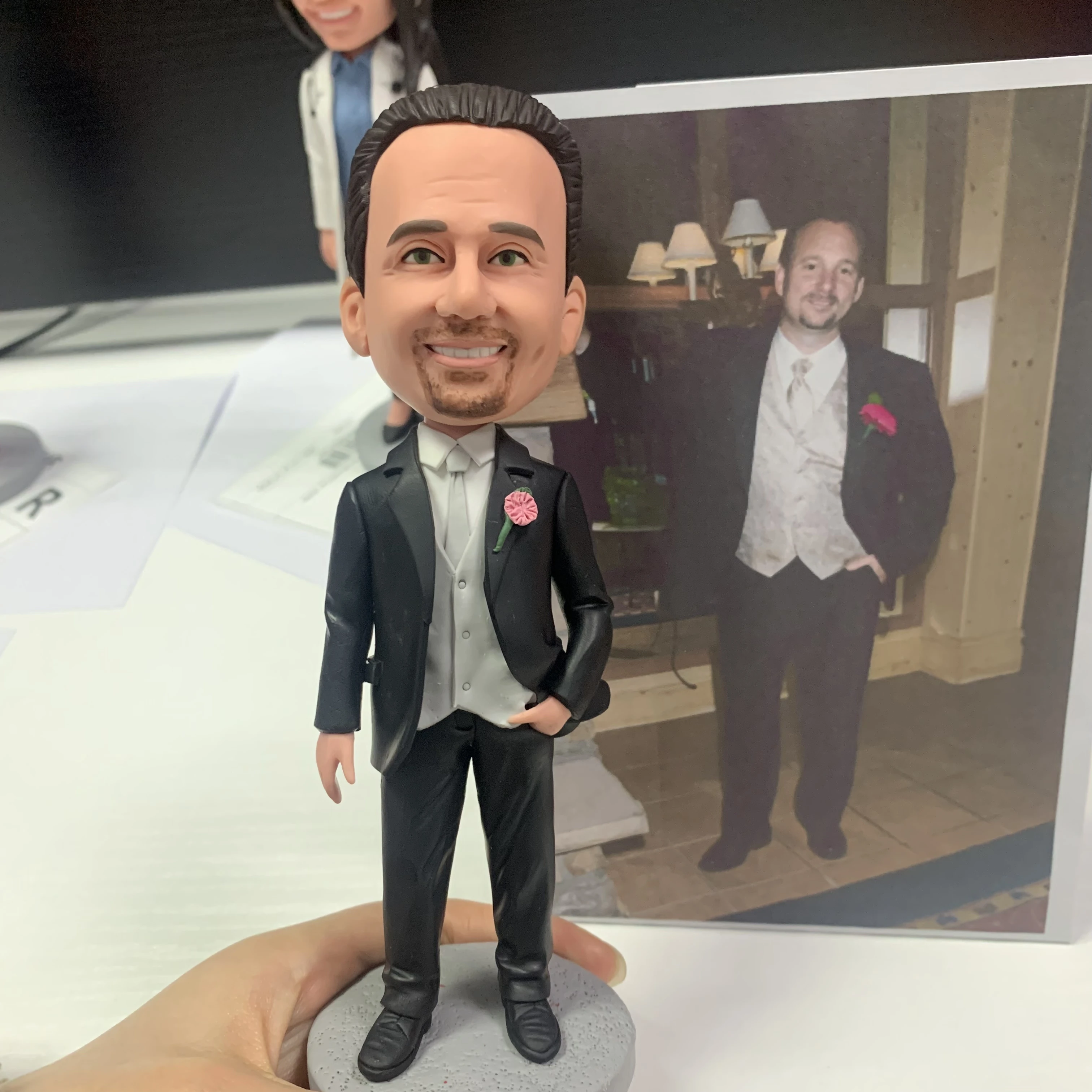 Congratulations Bobblehead - Achievement Celebration Figurine main image 1