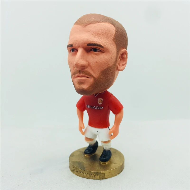 2,55 6,5 cm altura de fútbol muñeca Roy Keane figuras clásico conjunto rojo Navidad juguete muñecas regalo