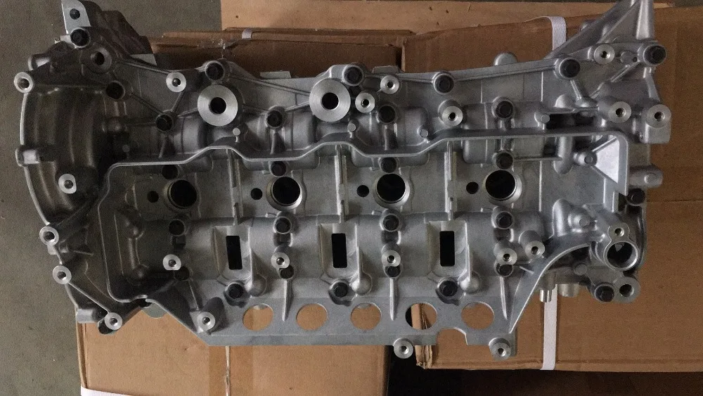Головка цилиндра двигателя luminium для RENAULT tramic M9R 2.0TCI 1104100Q0H AMC 908525