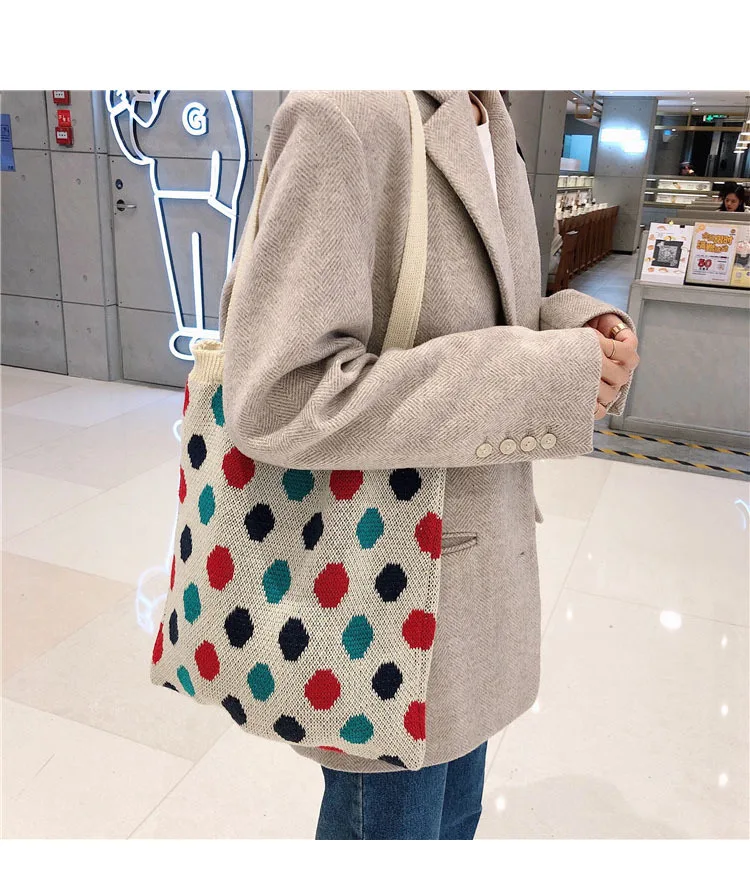 B2BCA49C696B378537AA2D1F3E27CE