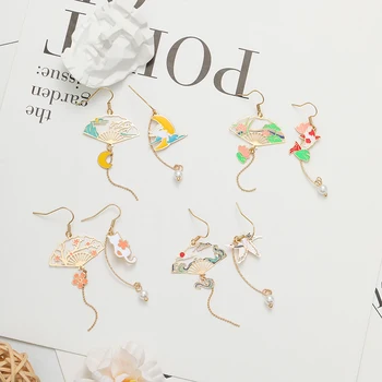 

Original Palace Restoring Ancient Ways Fan Earrings Special Temperament Earrings Asymmetric Rabbit Cute Cat Ear Pierced Earrings