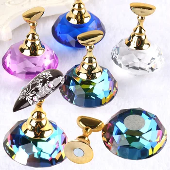 

6pcs Magnetic Nail Holder Practice Display Stand Tools Crystal Base Training Showing Shelf False Nails Tips Glue Clay LA1785