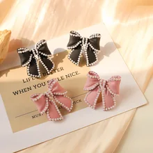 Новинка, корейские милые серьги с бантом, серьги-гвоздики из искусственного жемчуга для женщин, модные ювелирные изделия для женщин