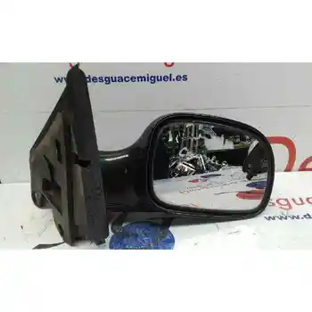 

RIGHT REARVIEW CHRYSLER VOYAGER (GS)