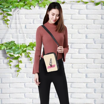 

CROWDALE Women Messenger Bags The squirrel printing pattern Shoulder Bag Crossbody Bag funny pack 23cmx17cmx5cm