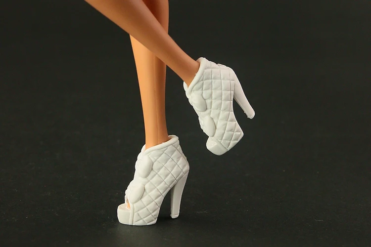 Doll Shoes High quality shoes fashion yellow crystal shoes for barbie doll 15 style available