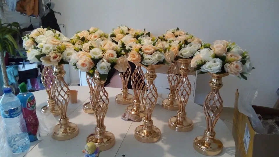 10 шт. золотые цветочные вазы подсвечники стеллажи Свадебные украшения Дорога свинцовый стол центральный столб вечерние события подсвечник