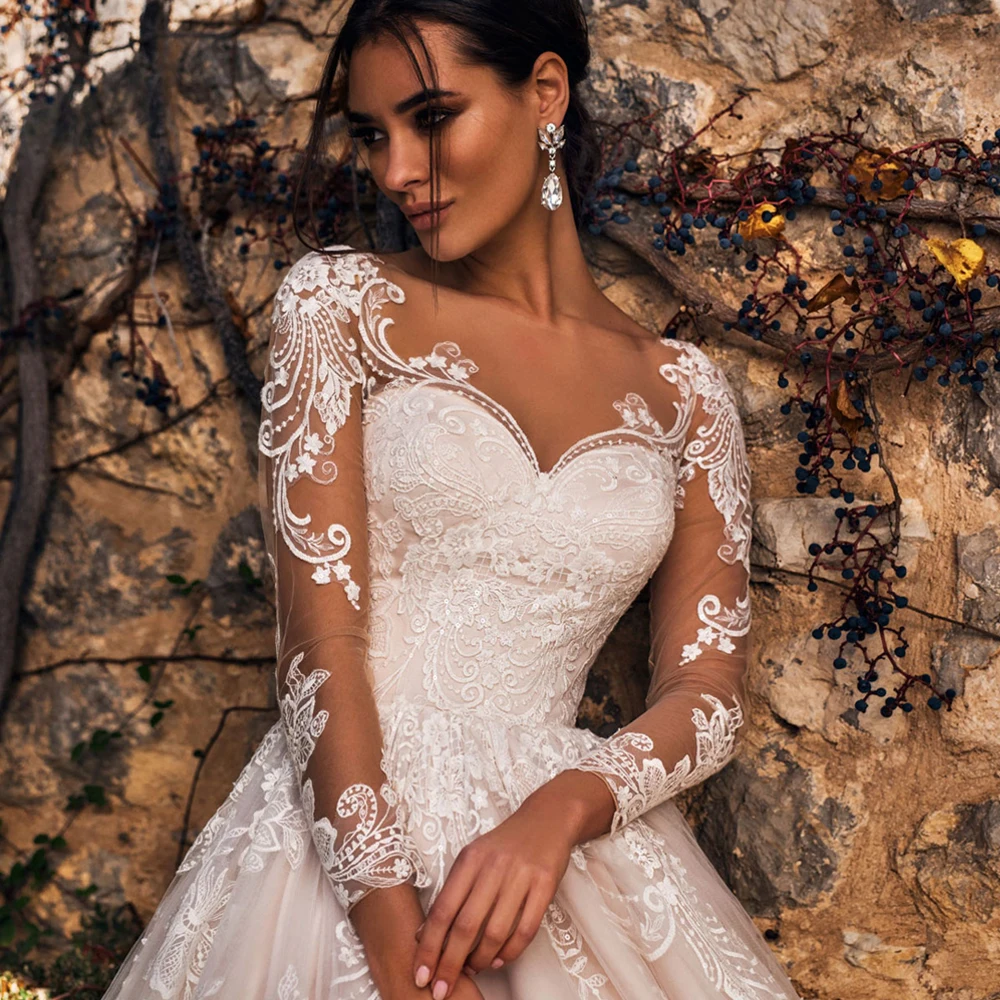 Luxury Long Sleeves Wedding Dresses Saudi Arabia Lace Bridal Gown Elegant Scoop Appliqued Ball Gown Bride Dress Customized 4