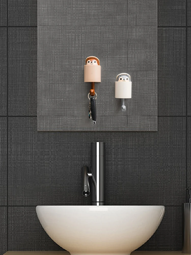 Creative Hanging Squirrel cartoon animal rustic home decor Home decoration wall accessories Kitchen bathroom living room