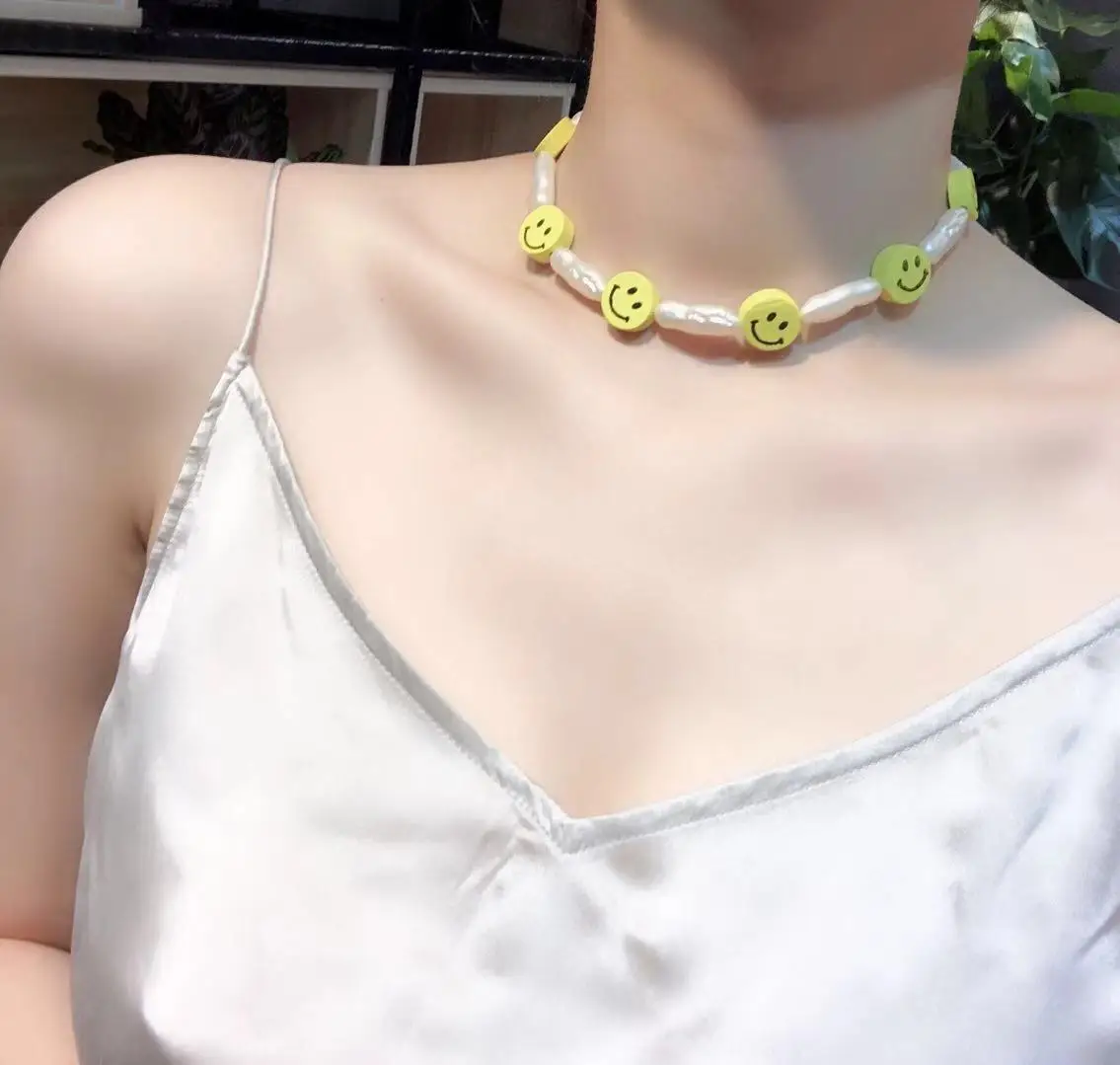 Популярное женское дизайнерское ожерелье использует натуральный пресноводный жемчуг неправильной формы Sidonted с смайликом лицо специализированное ожерелье