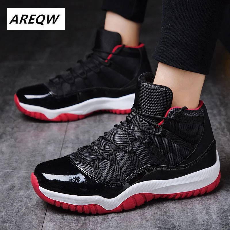 

Fashion Autumn New Mesh Men Comfortable Casual Shoes Male Lightweight Outdoor Flat Shoes Lac-Up Men Shoes Breathable Sneakers