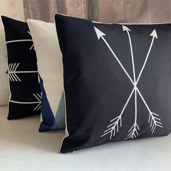 

Throw Pillow Covers Black and White Pillow Cases Set of 4 18X18 Decorative Square Zippered Cotton Linen Cushion Cover Room Sofa