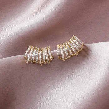 

2020 new design fashion jewelry curved multilayer copper inlaid zircon earrings Creativity earrings for women