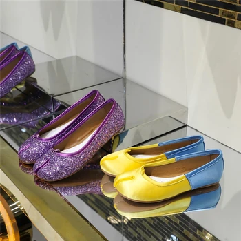 

Designer Bling Candy Color Boat Shoes Women Genuine Leather Split Toe Flats Shoes 2020 New Tabi Ninja Soft Loafers Luxury Brand