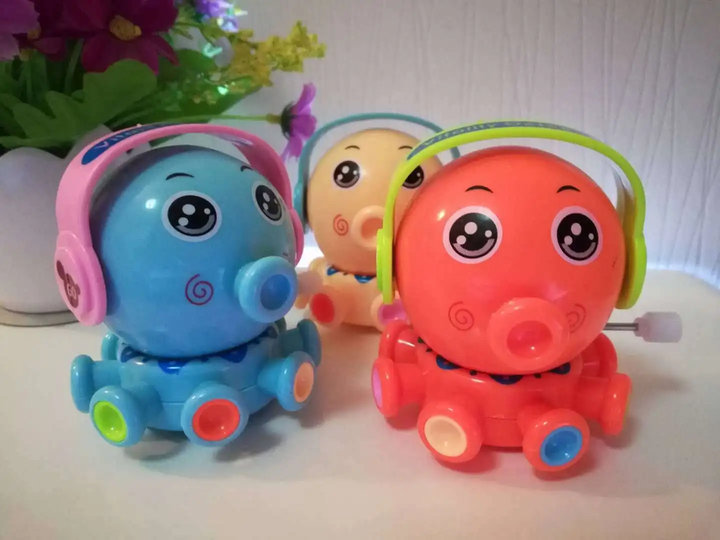 Стиль цепь маленький осьминог весна маленькая игрушка вращающаяся забавная игрушка маленький осьминог обмотка Осьминог игрушка