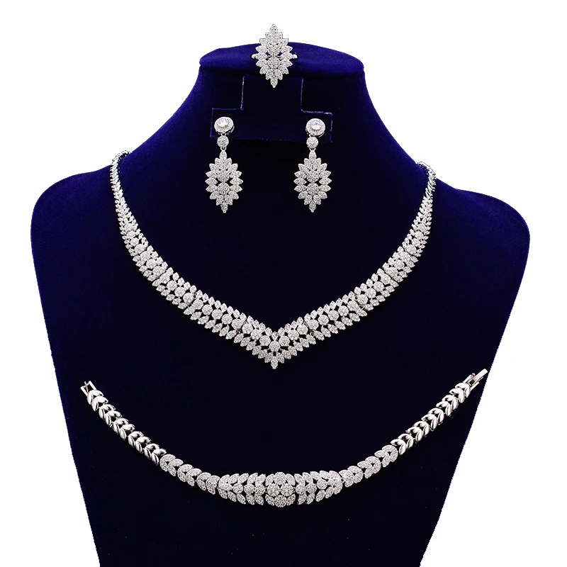 Наборы ювелирных изделий HADIYANA, новая мода, модный роскошный дизайн, элегантный для женщин, высокое качество, CNY0025, ожерелье из нержавеющей ст... Наборы ювелирных изделий HADIYANA, новая мода, модный роскошный дизайн, элегантный для женщин, высокое качество, CNY0025, ожерелье из нержавеющей ст...