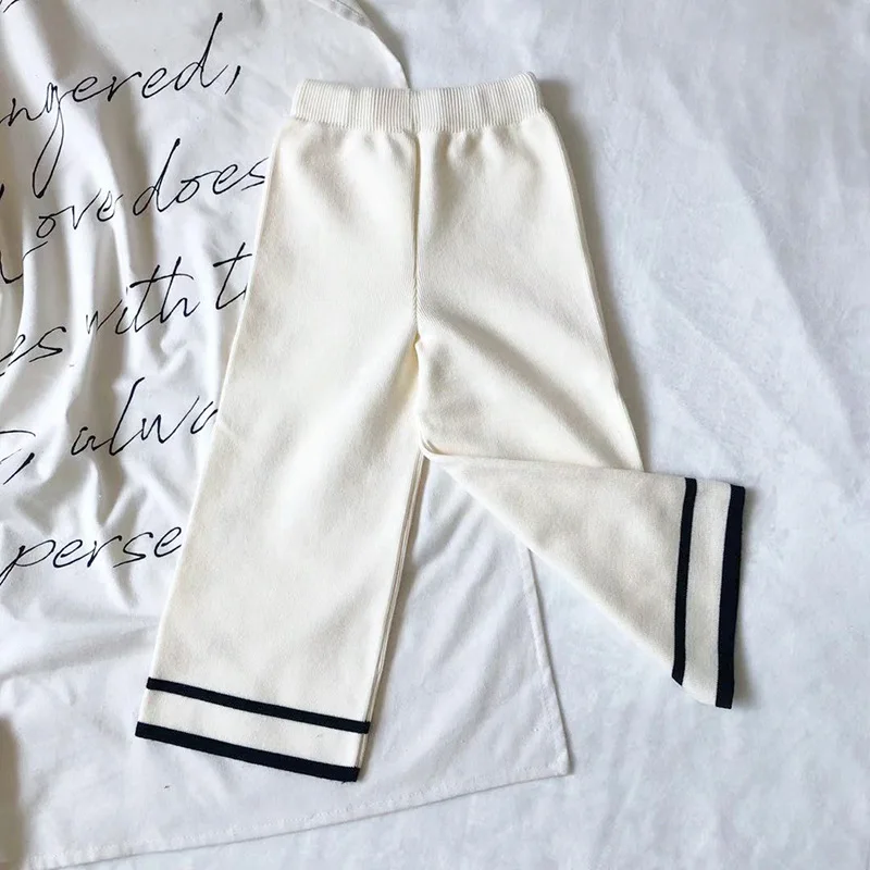 11810649787_1070950858