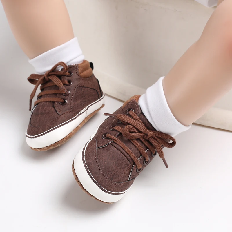 Милые детские малыши мальчики от 0 до 18 месяцев; обувь для младенцев; мягкая подошва; обувь для самых маленьких кроссовки; модные мягкие дышащие Нескользящие повседневные туфли на шнуровке