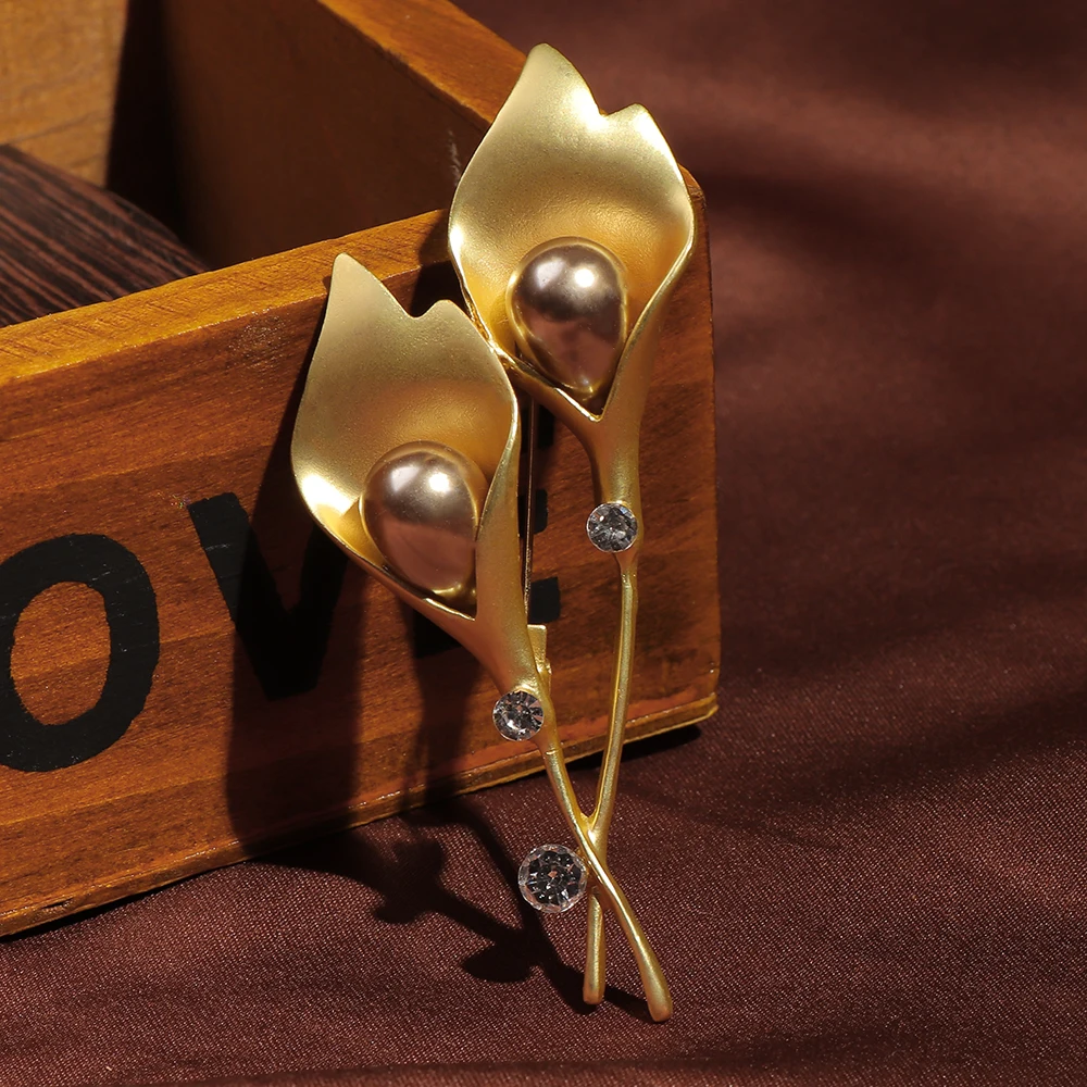 2019 Кристалл Стразы Красивая форма тюльпана модные аксессуары для одежды Броши