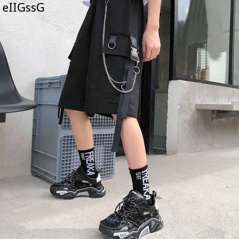 2021 Summer Women's Overalls Shorts Women Loose Straight Casual Shorts Fashion Stretch Waist Handsome Black Knee-length Shorts