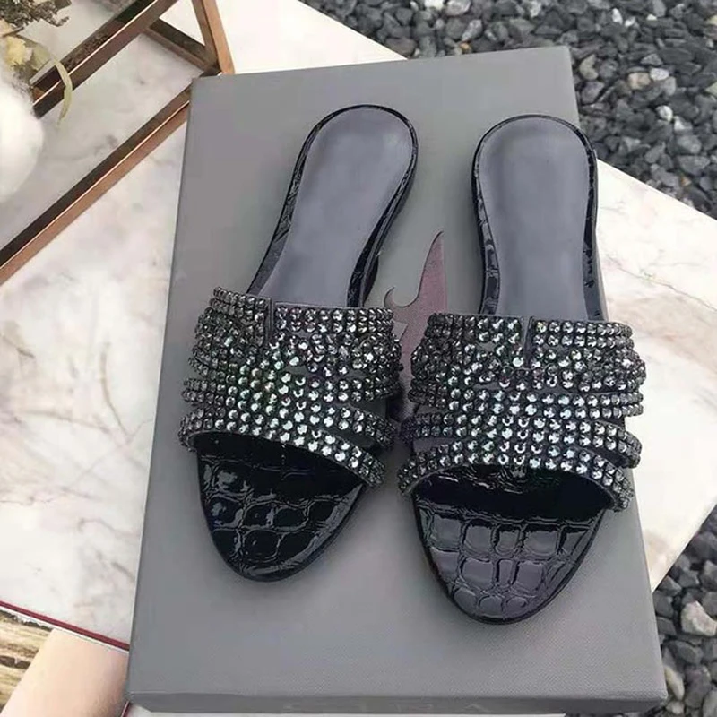 black black crystal JAWAKYE/блестящие яркие шлепанцы; шлепанцы со стразами; женская обувь на плоской подошве золотого цвета с кристаллами; женская летняя обувь на плоской подошве; шлепанцы для подиума; обувь для вечеринок - Цвет: black black crystal