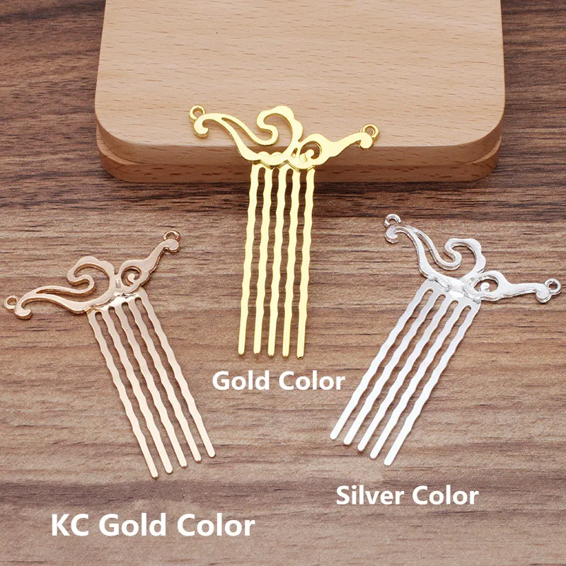 12797802318_1675577996