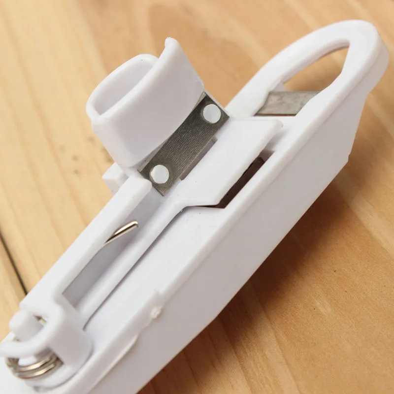 1pcs Stainless Steel Runner Cutter Divider Peeler White Home Bean Slicer Kitchen Remover Tool Blade Vegetable Runner Stringer