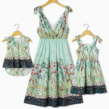 

2020 New Sleeveless Floral Print Girls Women Dress Baby Romper Mother Daughter Clothes Family Matching Outfits Adult Kids Dress