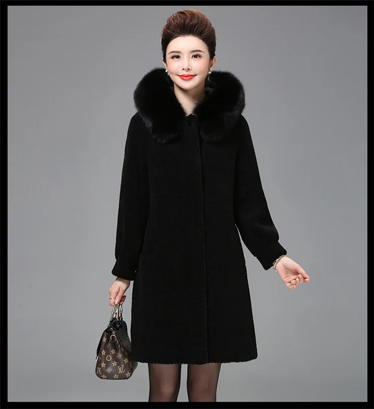 fox fur middle-aged fur one fur coat female long section granule sheep shearing mother coat large size coat