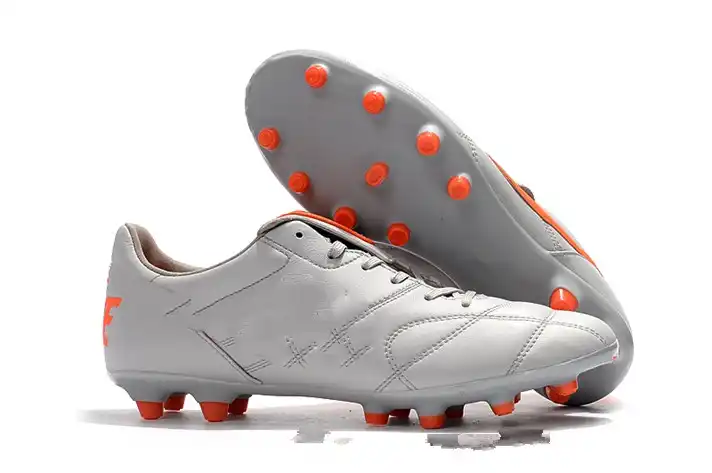 retro rugby boots
