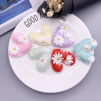 

60pcs/lot 4.5*4.7cm Daisy Print PU Leather heart padded Applique For DIY Headwear Hair Clips Decor Baby Clothes Accessoies