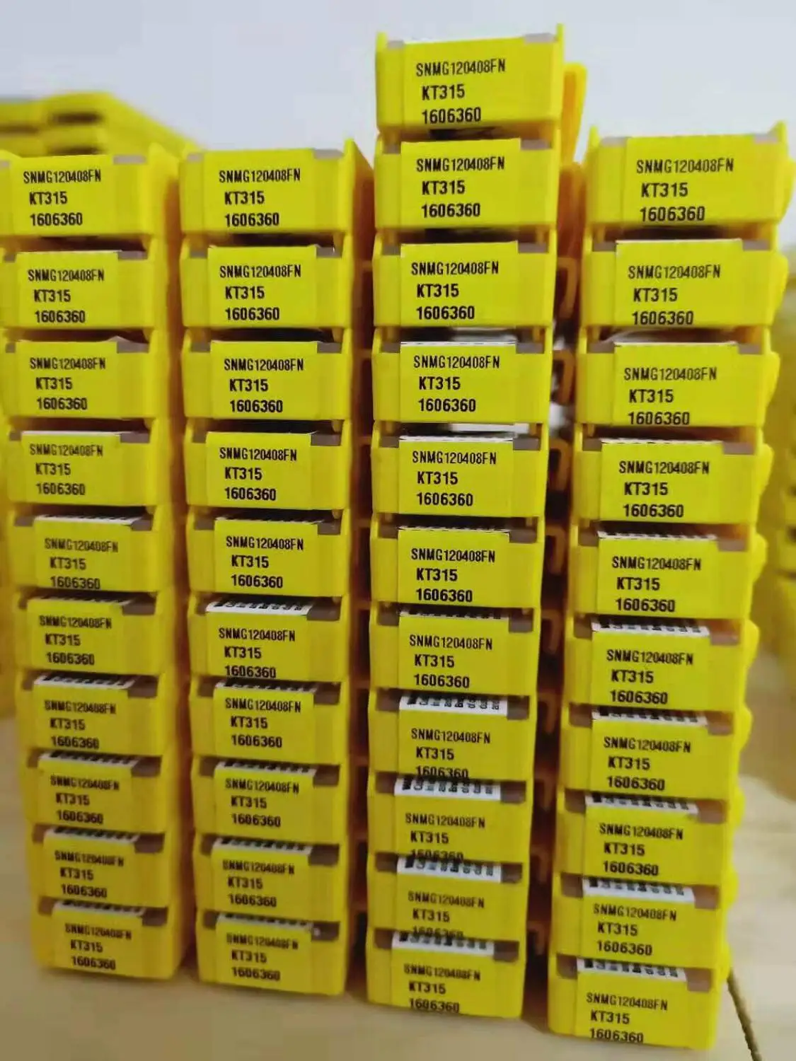 10 шт. KENNAMETAL SNMG120408FN KT315