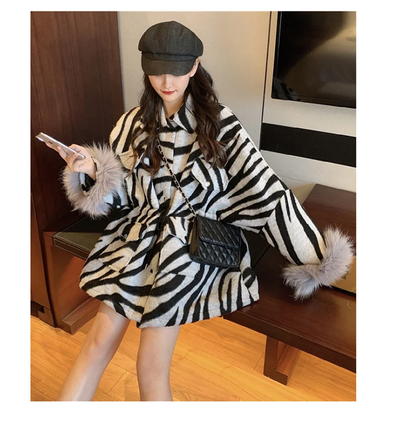 The New Winter Korean Version Of The Women Zebra Pattern Woolen Material Thickened With Cotton Mid-length Padded Coat Women