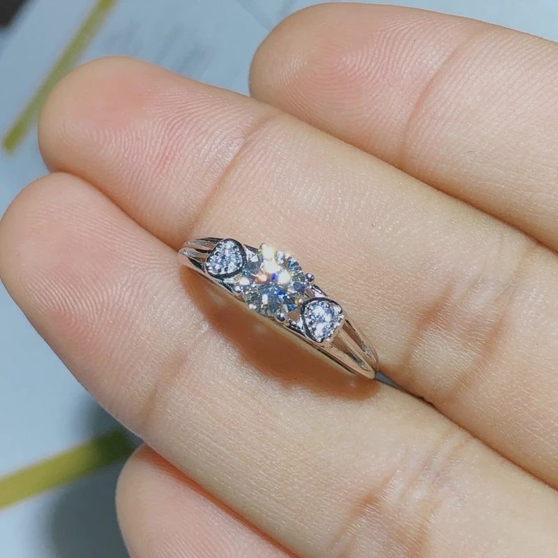 Moissanite 0.5ct твердость 9,3, заменители алмазов, могут быть протестированы инструментами. Популярные ювелирные изделия